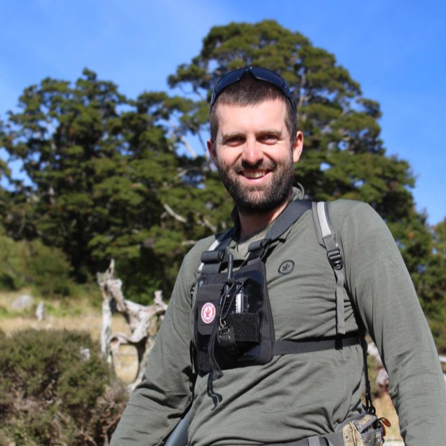 Radio Harness 4-Way with Pouch